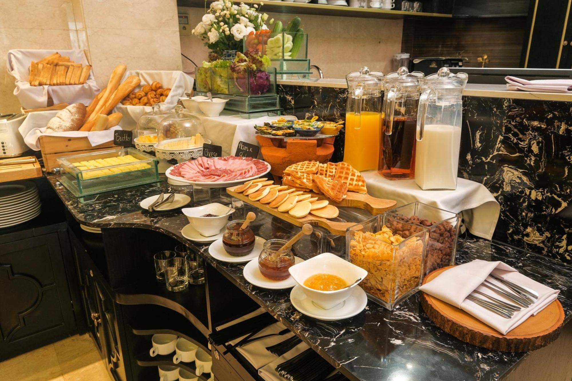 Sanouva Saigon Hotel Хошимин Экстерьер фото